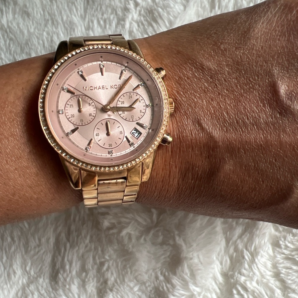 Michael Kors MK6355 Rose Gold Pink Chronograph Crystal Bezel Watch Needs Battery